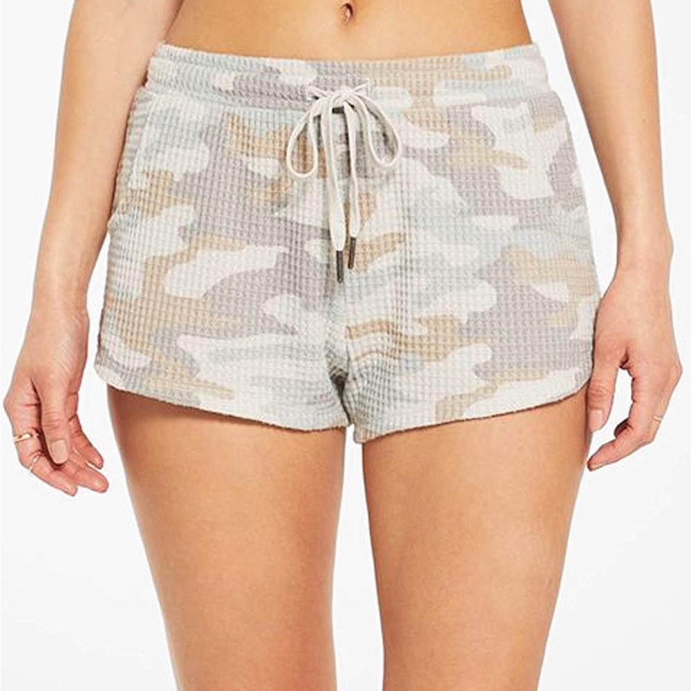 Z Supply Nikki camo Waffle Knit Shorts in Gray and Cream